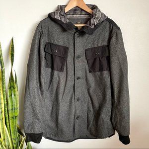 Burton Snowboarding Lightweight Shacket Style Jacket